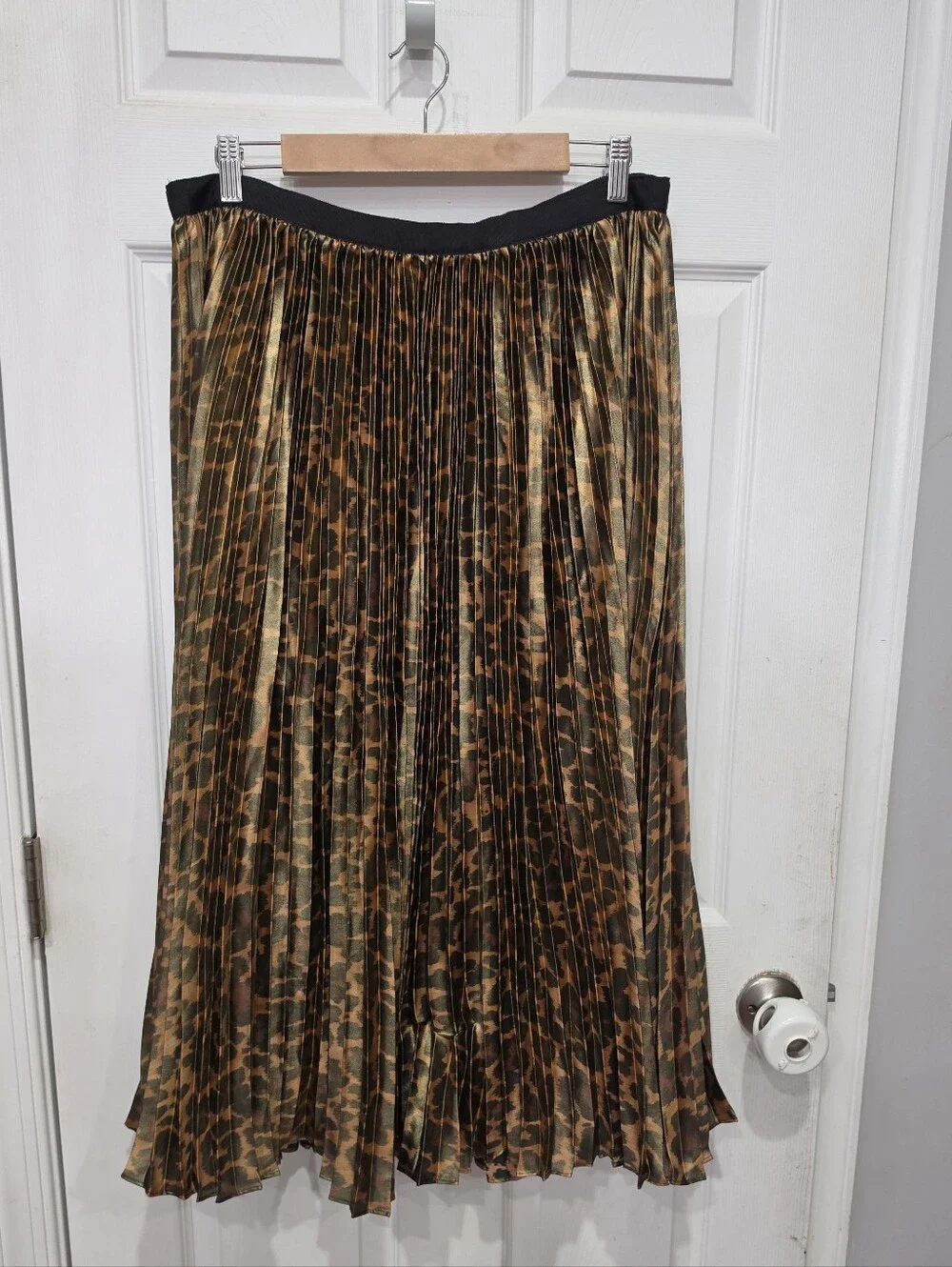 J.Crew women’s Paulina Foil Leopard Midi Pleated Skirt Size 12 NWT